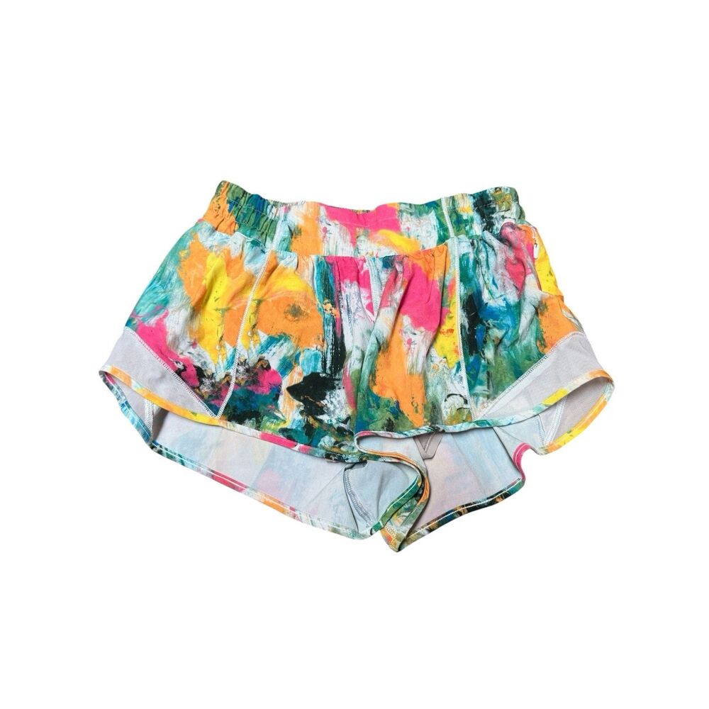 Lululemon Hotty Hot Shorts Sz 6 Low Rise Lined 2.5" No Limits White Multicolor